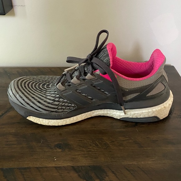 Women’s Adidas Boost Running Shoes. Size 9.5. - Picture 3 of 7